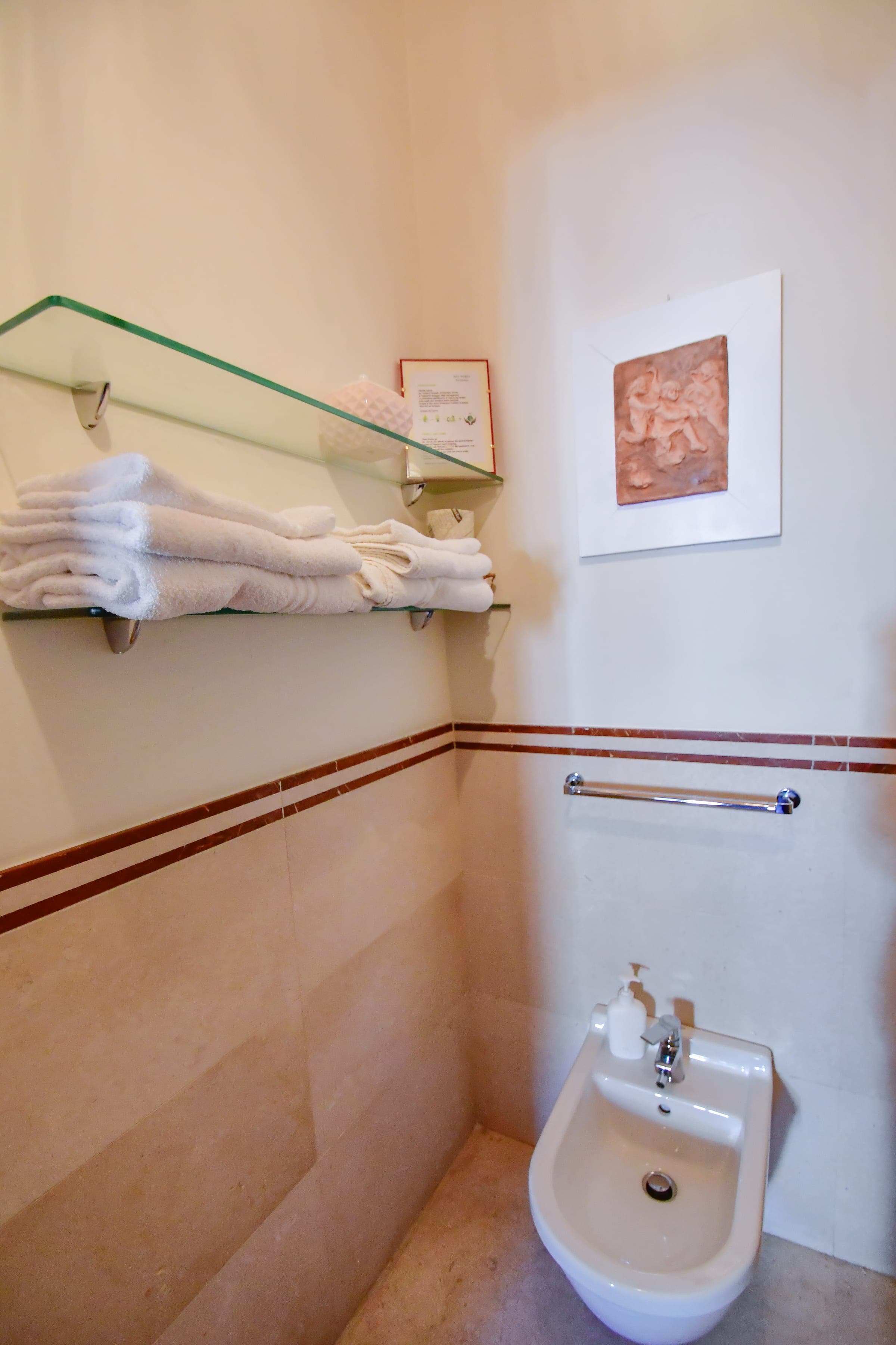 Stanza di Gerardina — bagno - dettagli